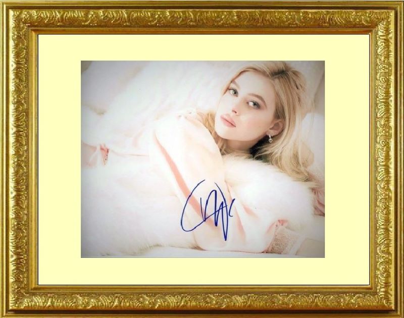 Nicola Peltz ニコラ ペルツ 直筆サイン PHOTO