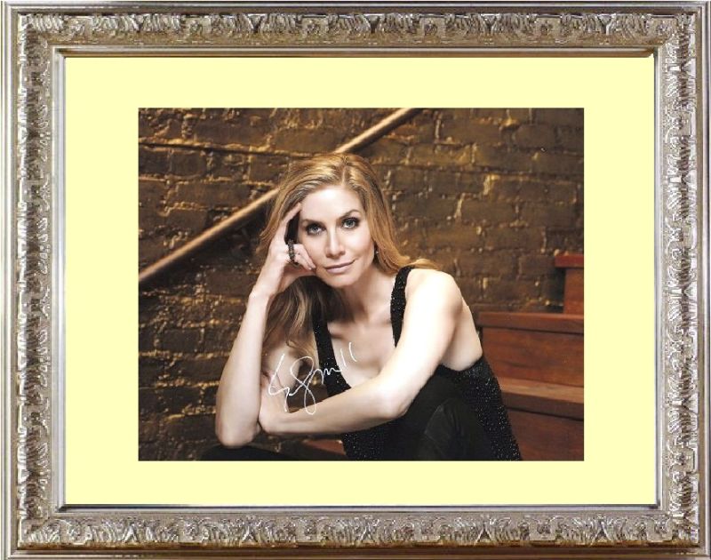 ハリウッド　女優　証明書付き　マッケンジー　フォイ　直筆サイン入りフォト Mackenzie Phillips- Signed Photograph | eBay