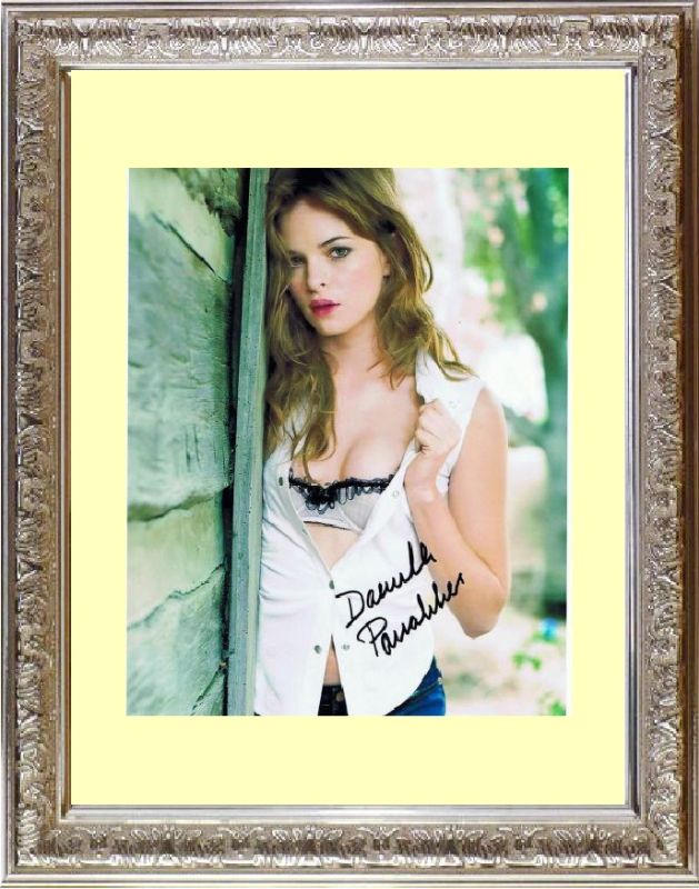 Danielle Panabaker ダニエル パナベイカー 直筆サイン PHOTO