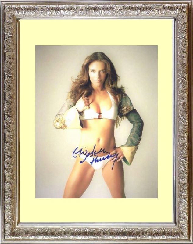 Elizabeth Hurley エリザベス ハーレイ 直筆サイン PHOTO