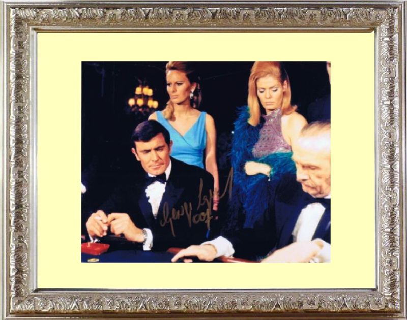 女王陛下の００７ ON HER MAJESTY'S SECRET SERVICE (1969) ジョージ レーゼンビー George Lazenby ●007と伴記！直筆サイン PHOTO