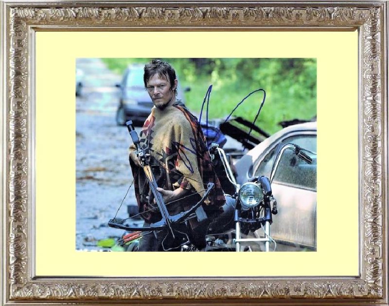 ウォーキングデッド THE WALKING DEAD ノーマン リーダス Norman Reedus 直筆サイン PHOTO