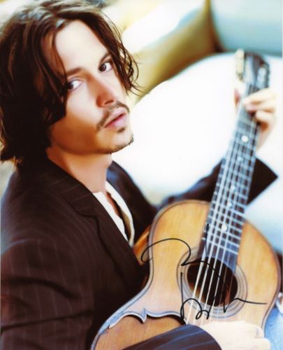 Johnny Depp ジョニー デップ 直筆サイン PHOTO | ハリウッド男優 (F-N