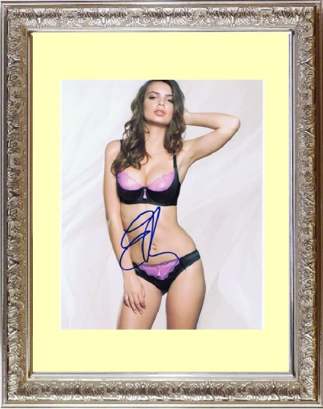 Emily Ratajkowski エミリー ラタコウスキー 直筆サイン PHOTO