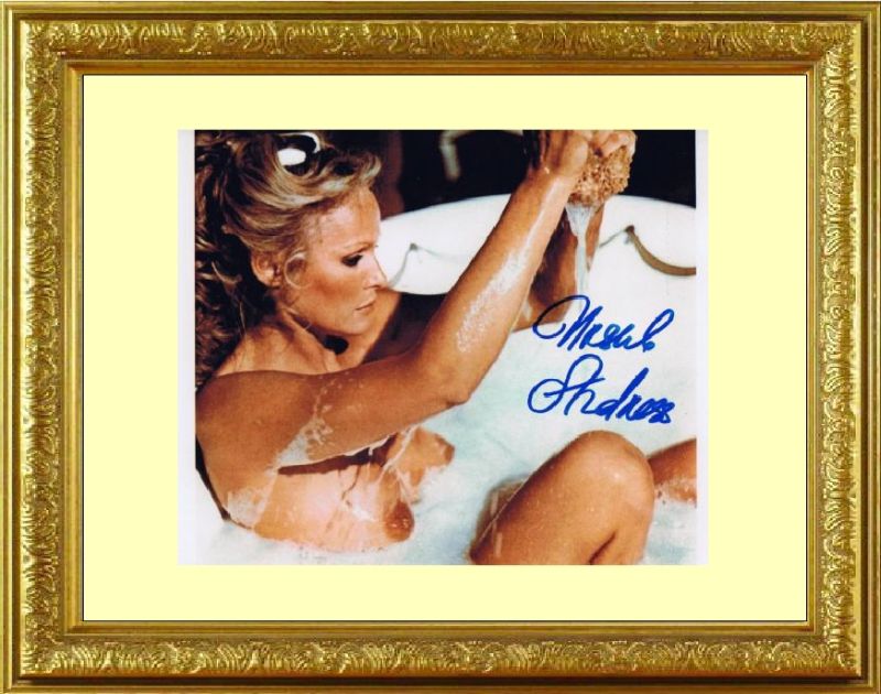 Ursula Andress ウルスラ アンドレス 直筆サイン PHOTO