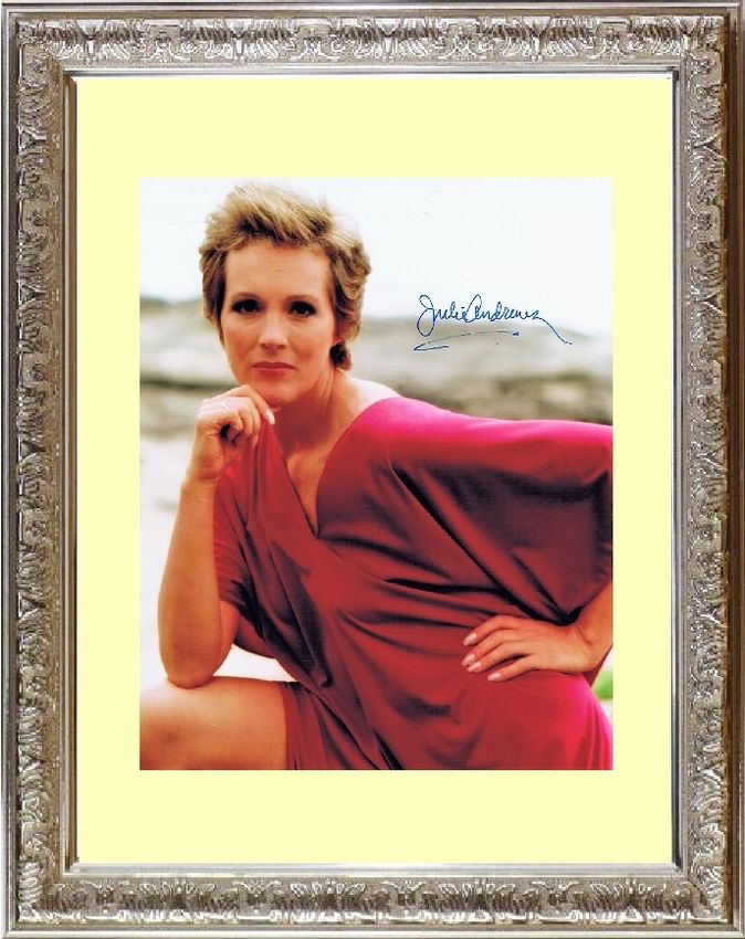 Julie Andrews ジュリー アンドリュース 直筆サイン PHOTO