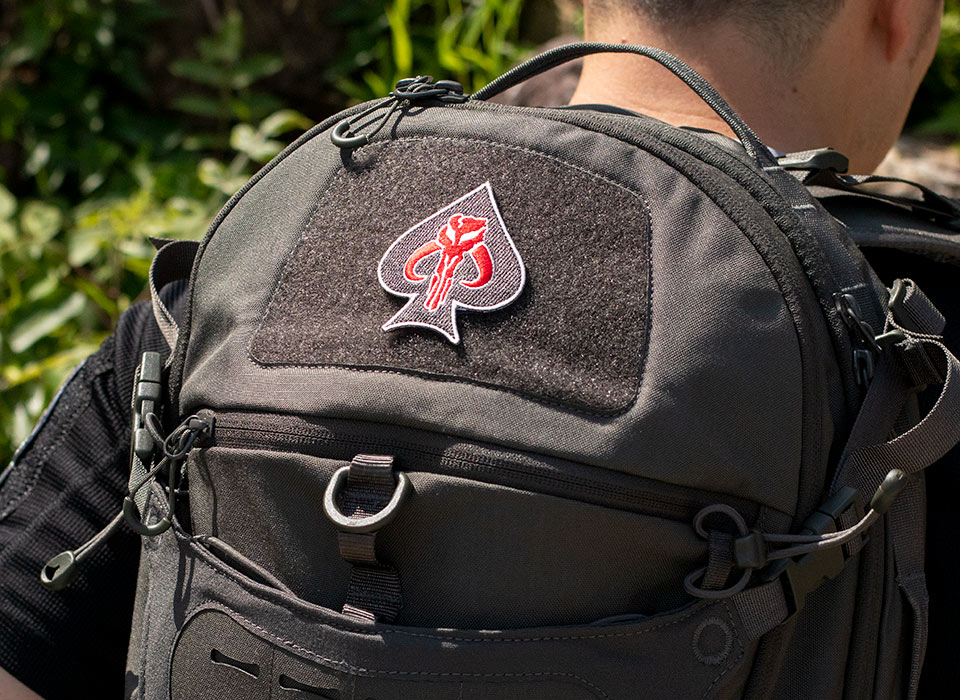 【ゆうパケット対象 】PDW Mythosaur Spade v2 Morale Patch