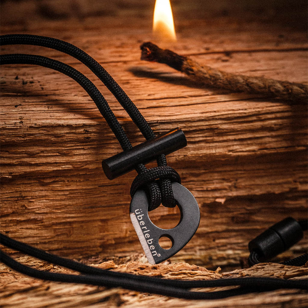 【Uberleben ウーバーレーベン】Leicht | Fire Starter Necklace
