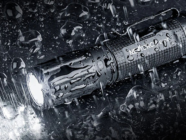 【Nextorch ネクストーチ】E52C Flashlight