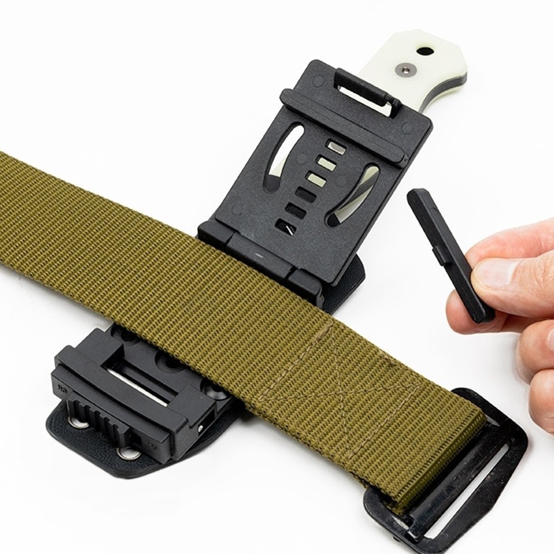 【Maratac マラタック】Compact R4A - Ready 4 Action Knife ( UGM GLOW Scales ) 