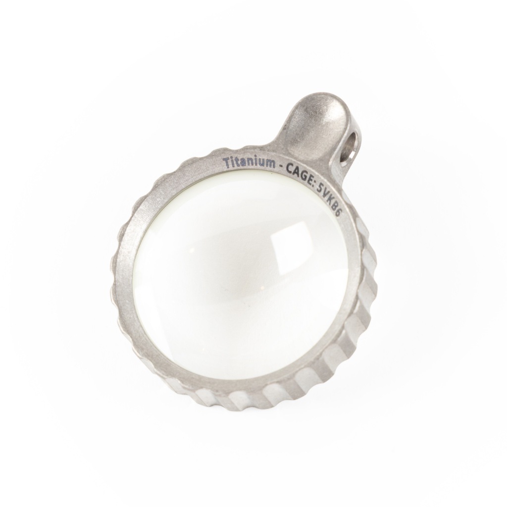 【Maratac マラタック】 Sapphire Pocket Magnifier - Titanium