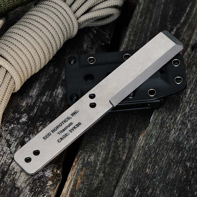 【Maratac マラタック】Tumbled Titanium EOD Robotics Breacher Bar