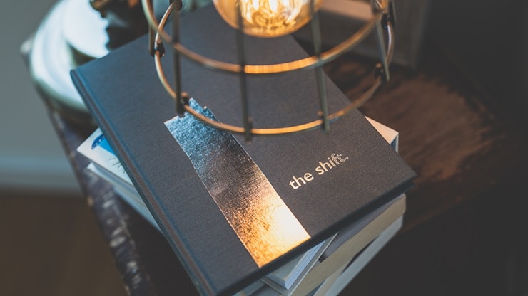 Studio52 presents The Shift  by Ben Earl  ���ν��