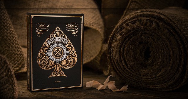Artisan Playing Cards（Black） by Theory11 | トランプマジック |