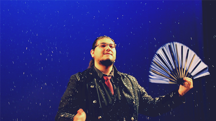 ������ͤ˺٤�����SNOW���� ����� / Snowstorm Deluxe (White) by Raul Brauer����