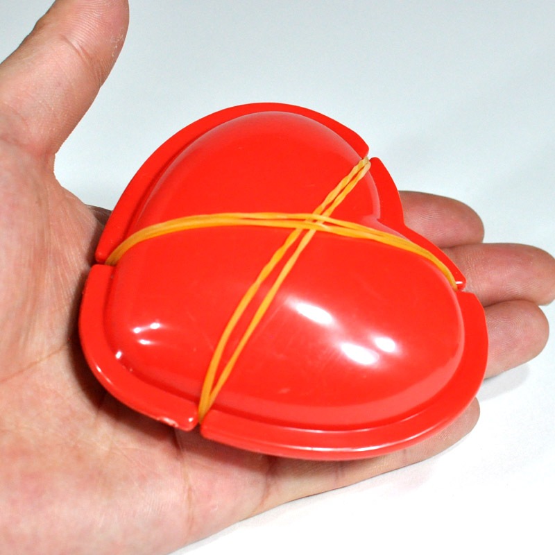 �ϡ��ȷ��Υ�����νְִ�ư��Triple Case in Coin-Tricks��