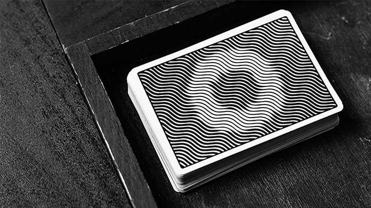 ���ò��ۥ������֡��ǥå� / Waves Playing Cards