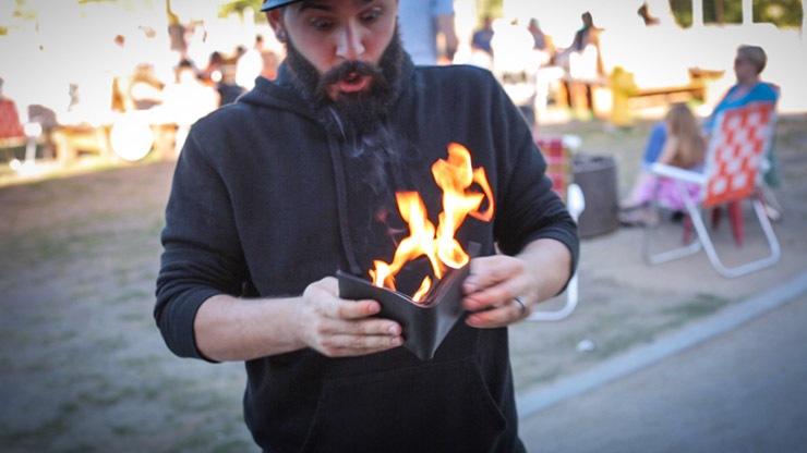 �ե����䡼���åȡ�����ʥޡ��ե����ޥ��å�����/The Aficionado Fire Wallet (Gimmick and Online Instructions)  by Murphy's Magic Supplies Inc.��