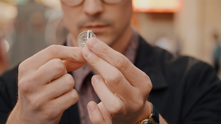 ���ò��ۥե��å� / FIT (Gimmicks and Online Instructions) by Paul Carnazzo ��