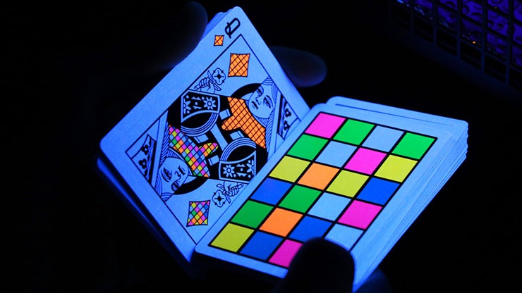 �ڸ���ǥå��ۥ����ӥå�V2�ǥå� / Limited Edition Kubik V2 Playing Cards