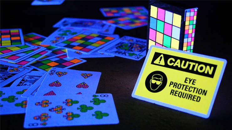 �ڸ���ǥå��ۥ����ӥå�V2�ǥå� / Limited Edition Kubik V2 Playing Cards