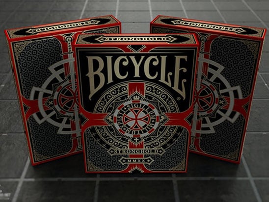 ��B�ʡۥ��ȥ��󥰥ۡ���ɡ��ǥå��ʥ���ॾ��� / Bicycle Stronghold Crimson Playing Cards (STRONGHOLD MMXX)