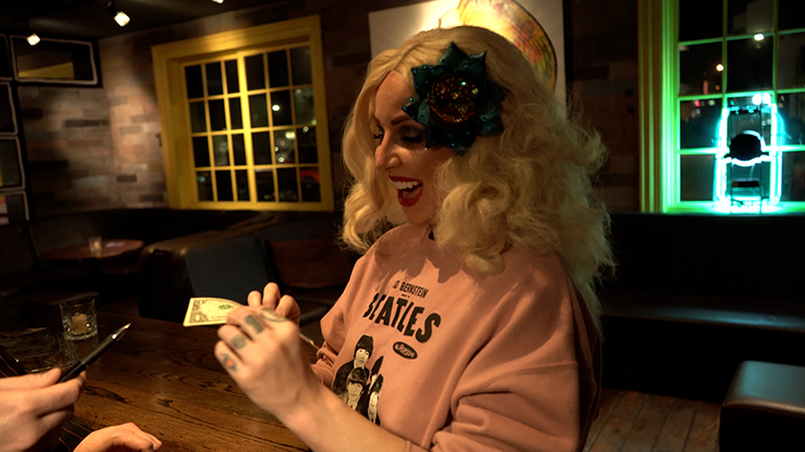 �饤�ȥ��롼�ʴ��̤������֤ǥڥ��褬ư������ڥ󥹥롼�� / Write-Thru by Bizzaro & Danny Weiser����