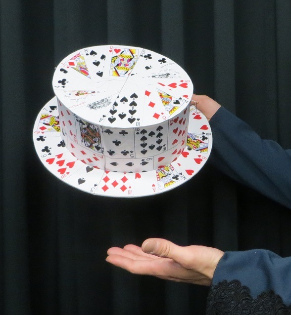Card Fan to Card Top Hat (Upgraded Version) | ステージ（カード 