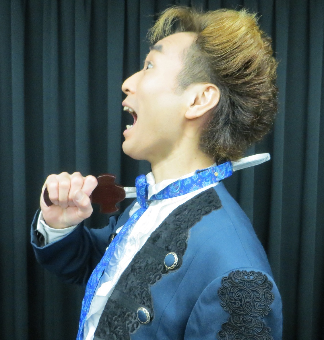 Sword Thru Necktie/�ͥ������η��ɤ�