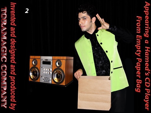 Appearing a Hamed's CD Players from Empty Paper Bag(���ޤ���CD����ݤνи�)