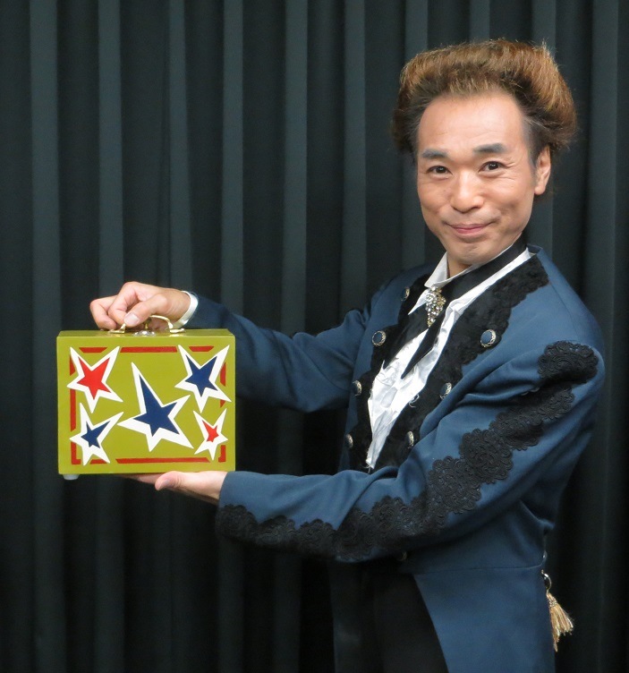 Lunch With Stars/�ץ���������󥱡���