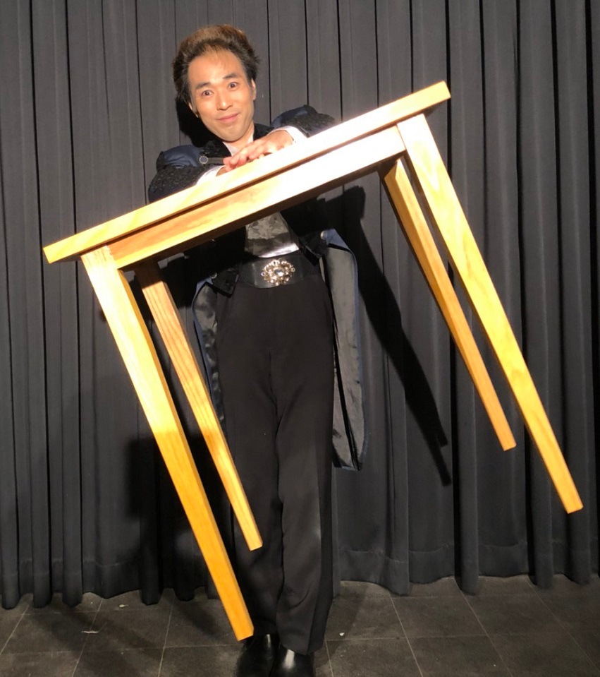 Ķ��顦�ե����ƥ��󥰥ơ��֥�