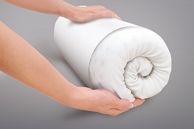マニフレックス ピローグランデ ビッグサイズ70×45cm キャリーホルダー付き 【正規販売店】【長期3年保証】ラグジュアリーピロー 気温で固さが変わらず年中同じ寝心地 まくら難民にオススメ 枕 ピロー 肩こり 首こり