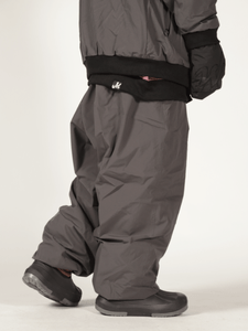 コーデュロイ スノービブパンツ | BLACK FRIDAY | MAHF SUPPLY