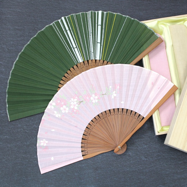 値下げしました【未使用、桐箱入】尺一扇　童子扇（菊水）　観世流 sakura75_01_04dad2e8-bd32-4262