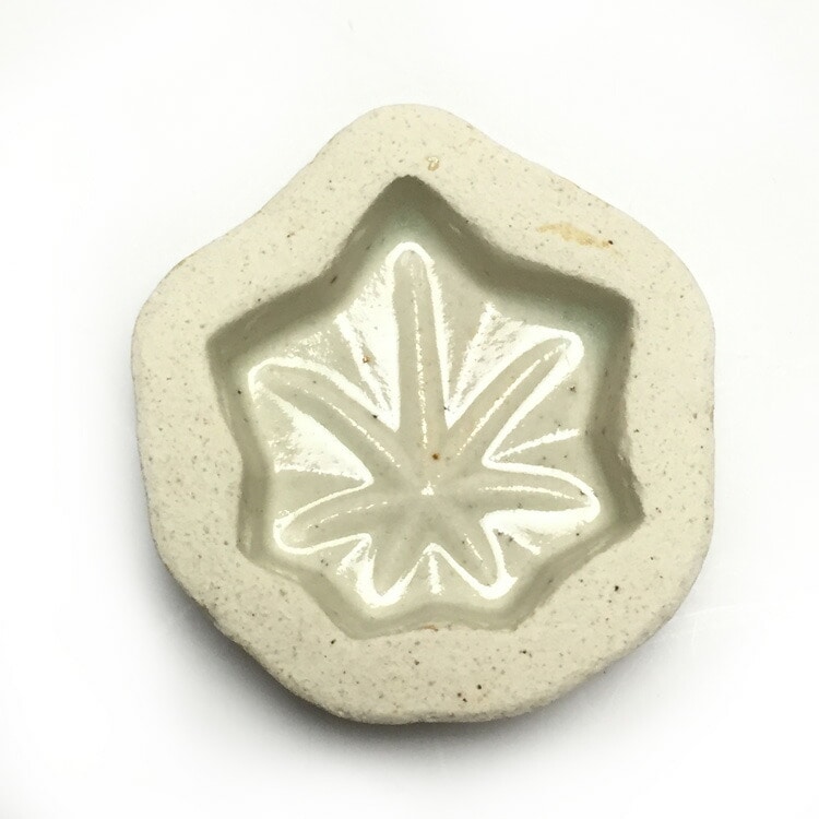 和菓子木型【もみじ】　落雁・和三盆 66d8125383676b45be5d6c415a092a