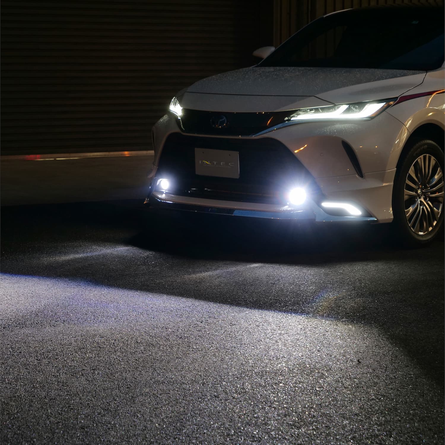 トヨタ純正LEDフォグ交換用バイカラーバルブ ホワイト/イエロー切替