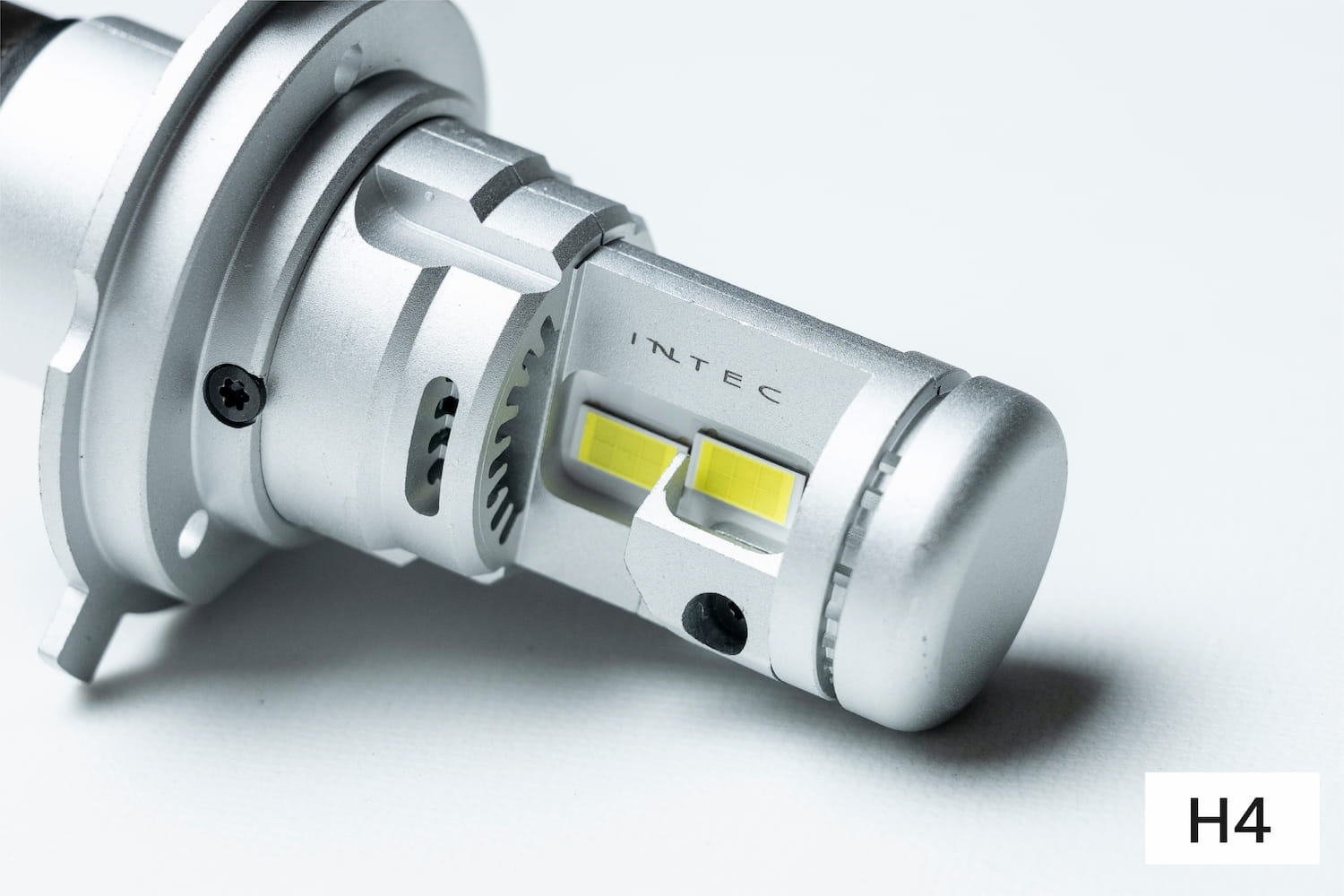 純正形状LEDヘッド/フォグバルブ H4 H8 H9 H11 H16 HB3 HB4 6500K 6000lm