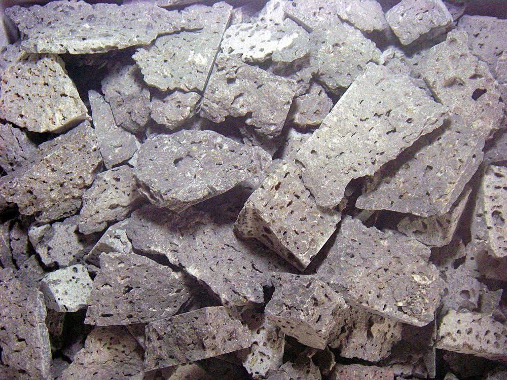 黒ボク石 溶岩石 埼玉引取り