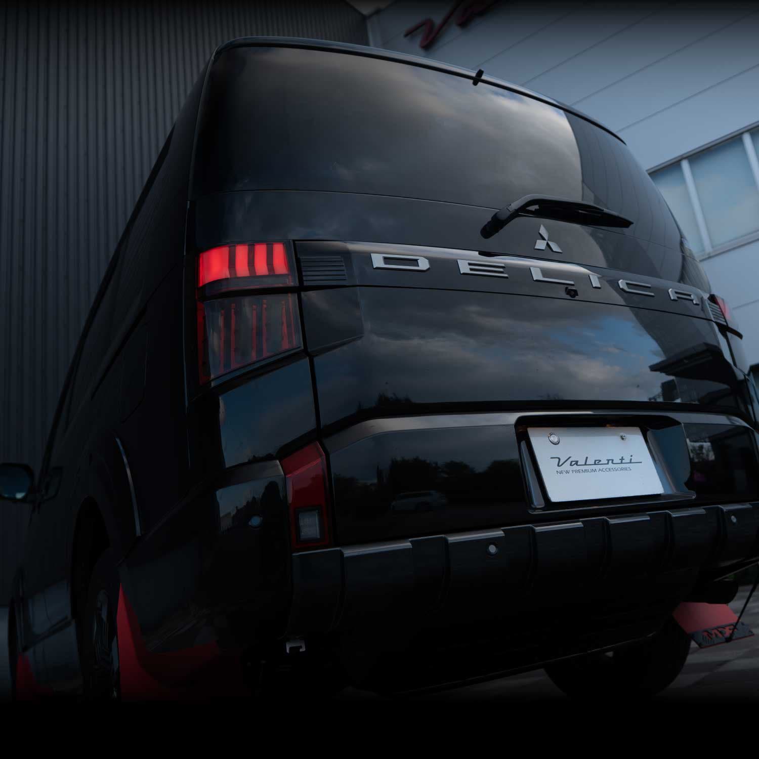【予約販売 3月以降発送予定】【公式ショップ限定カラー】Valenti ヴァレンティ 新型 デリカ D:5用 (年式2026.1～)  ジュエルLEDテールランプ　ULTRA 保安基準適合 Eマーク取得 1年保証 【TMD5DLC-SR-2】