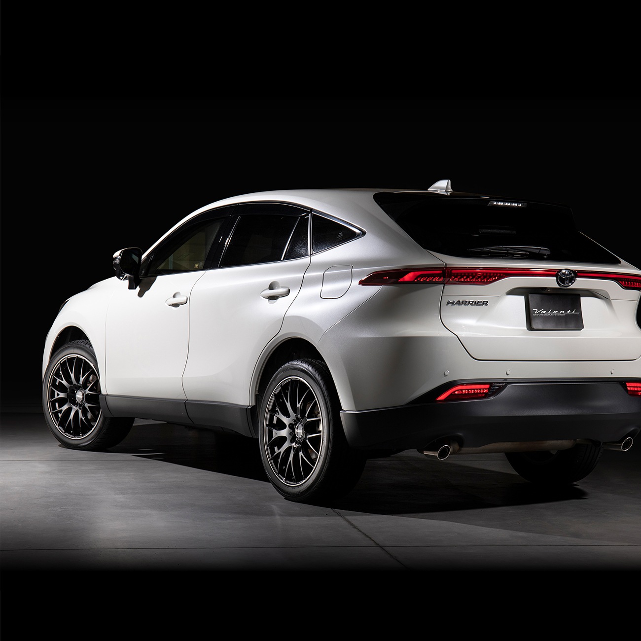 【公式ショップ限定カラー】Valenti ヴァレンティ　ハリアー 80系 2020年6月-2022年8月登録車用　ジュエルLEDテールランプULTRA アッパー（上側）のみ OEA シーケンシャル 流れるウインカー 保安基準適合 Eマーク取得 1年保証【TT80HAU-SR-1】