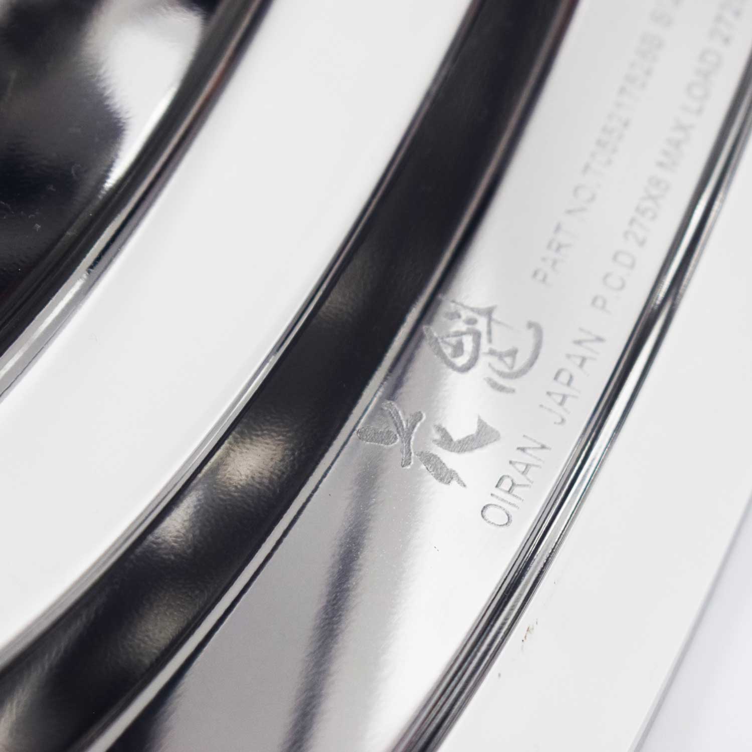 花魁(Oiran Japan) アルミホイール クロームメッキ 19.5x6.75/8穴 VIA JTW-T 規格適合 保証1年 [1個入] [OT-M1-195][OT-S1-195]※5～7営業日での発送