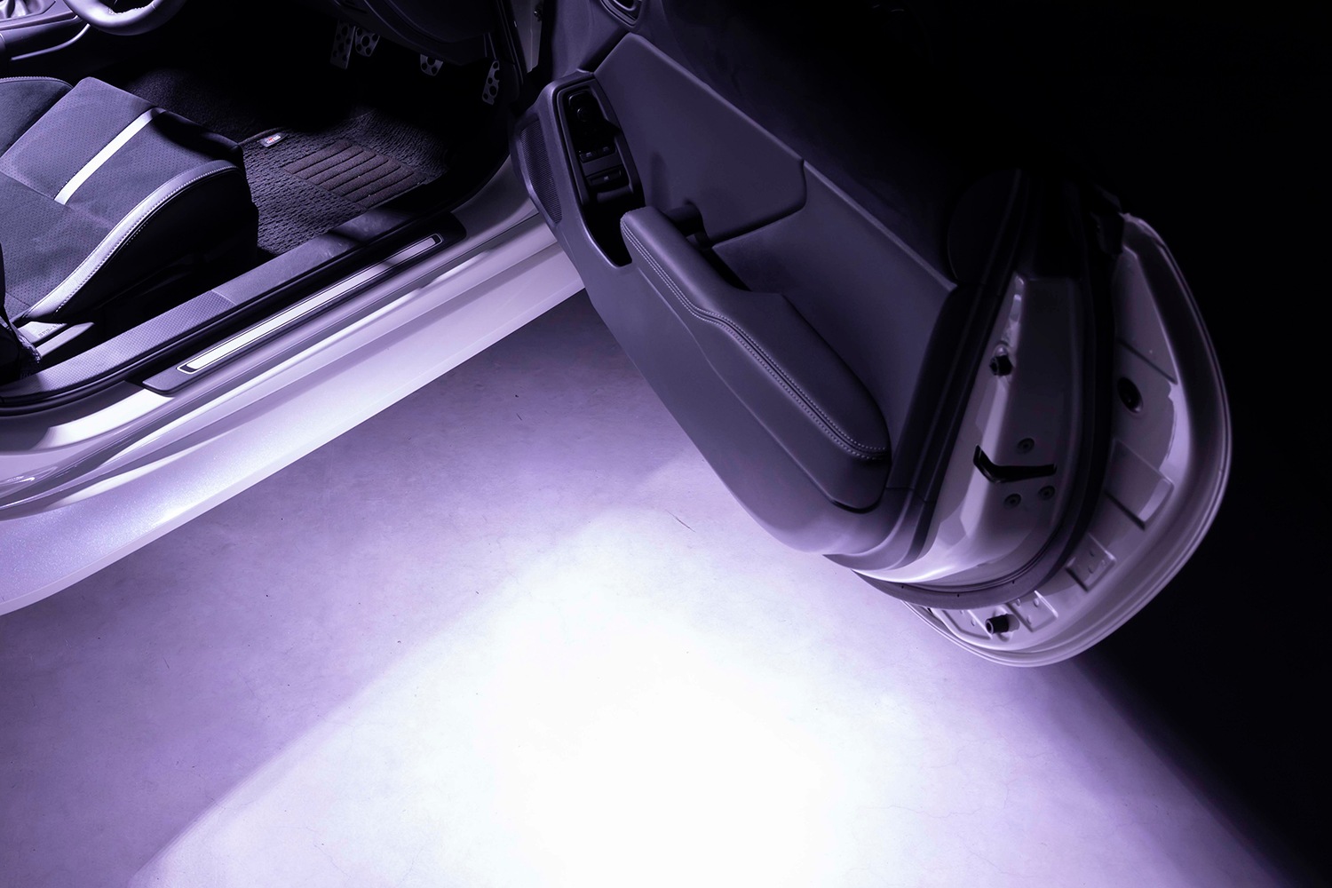 ヴァレンティ ジュエル LED ルームランプ【カーテシランプ】「RL-PC44」