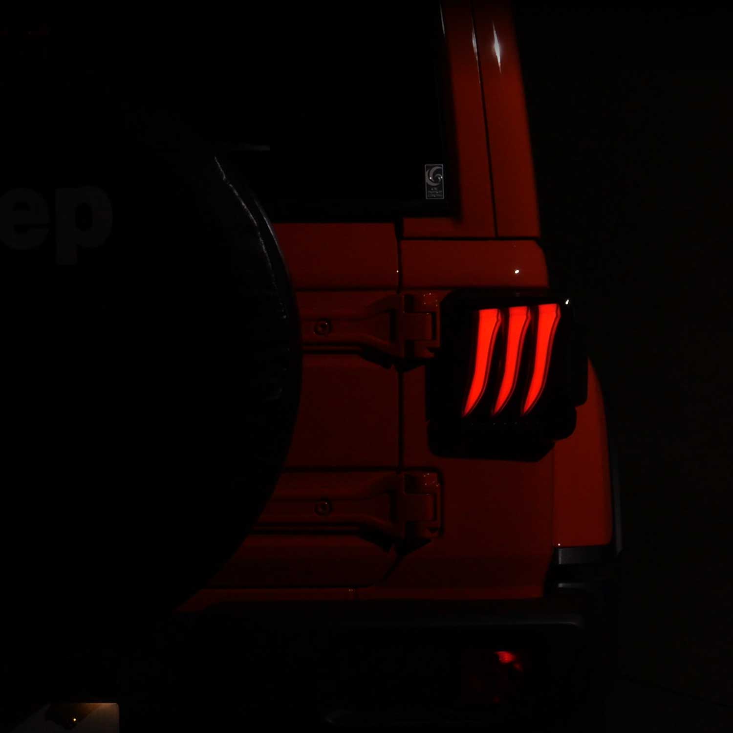 【補修用・片側のみ】Valenti ヴァレンティ JEEPラングラー(JL系)ジュエルLEDテールランプULTRA ライトスモーク/グロスブラック 1年保証【TJJLWGLU-SG-1】