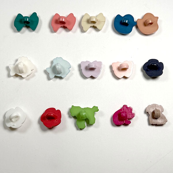 バラ売り レトロ リボン アヒル ポニー パンダ 犬 さかな バラ ちょうちょ フランス製 アンティークプラスチックボタンパーツ ヨーロッパ手芸用品販売 ピアスイヤリングパーツ 営業日即日発送
