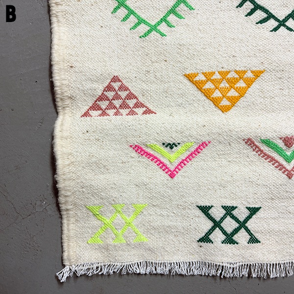 モロッカンラグ 手織りウール ぬくもり モロッコカーペット グローウィ キリム ラグマット ベルベル族 ベニワレン 絨毯 玄関キッチンリビング用マット 営業日即日発送【ワールデザインmakiras】