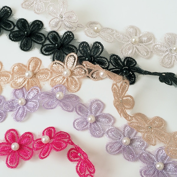 3cm幅 お花7個分 シフォンフラワーレース お花モチーフレース  シューズチャームパーツ ぬい活 パール付きフラワーケミカルレースパーツ  営業日即日発送 [ワールデザインmakiras 全商品商用可 リボンレース卸]