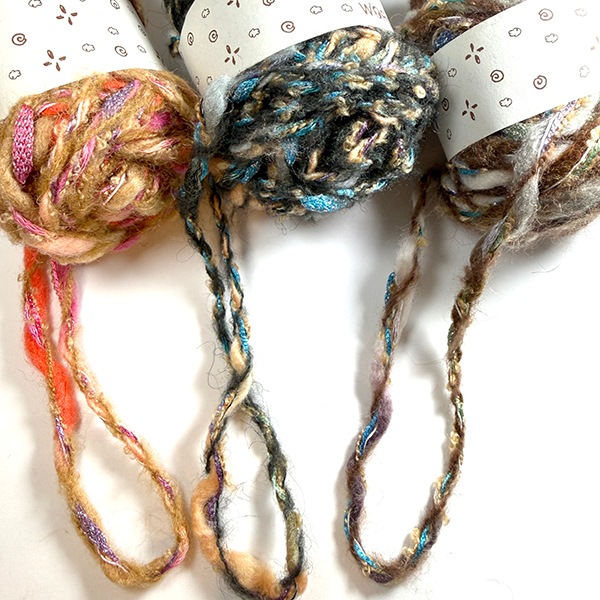 モヘアウールアクリル混合引き揃え糸毛糸玉25g  中太糸トルコ製ツイスト毛糸 編み物 ラッピングリボンハンドメイドニットポーチ制作 かぎ針編み 指編み あみぐるみ 営業日即日発送 【ワールデザインmakiras】