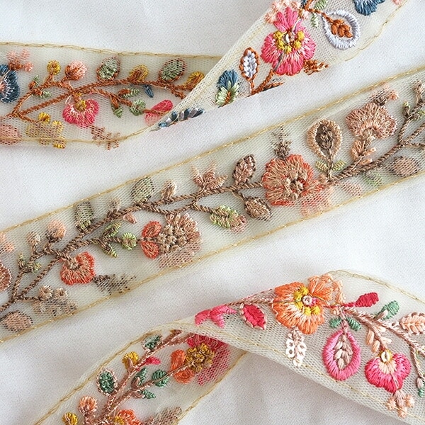 花柄インド刺繍リボン付きボックス型山葡萄バッグ インド刺繍