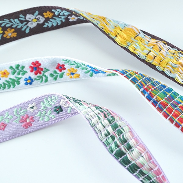 約1.8cm幅 細幅手芸用テープフラワーリボン ラメチロリアンテープ 花柄刺繍リボンブレード チロルテープ 営業日即日発送 